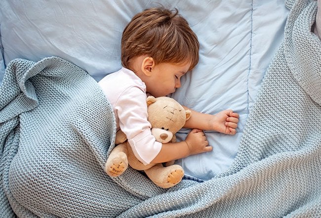 عدم تنظیم برنامه خواب کودک