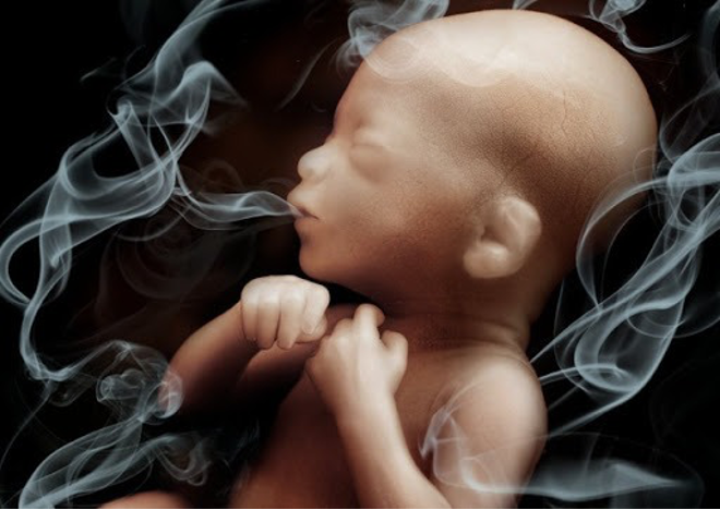 خطرات سیگار برای بارداری