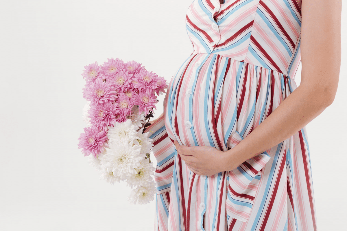 نکاتی برای عکاسی ماهگرد بارداری در آتلیه