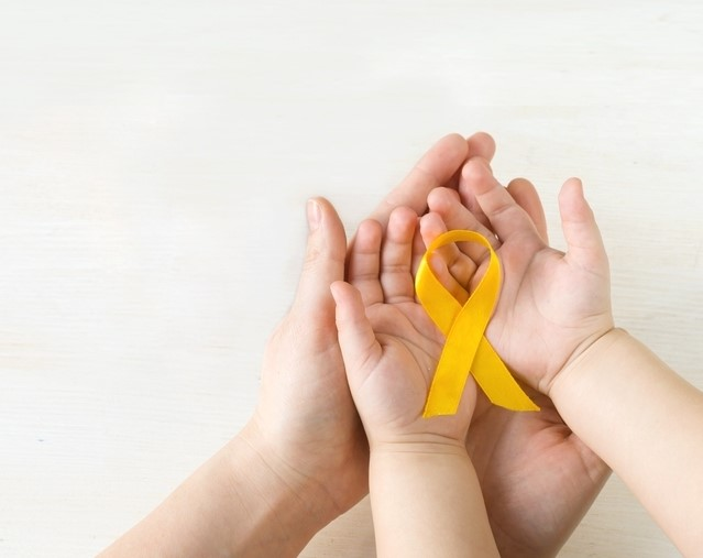 سرطان دوران کودکی چگونه درمان می‌شود؟